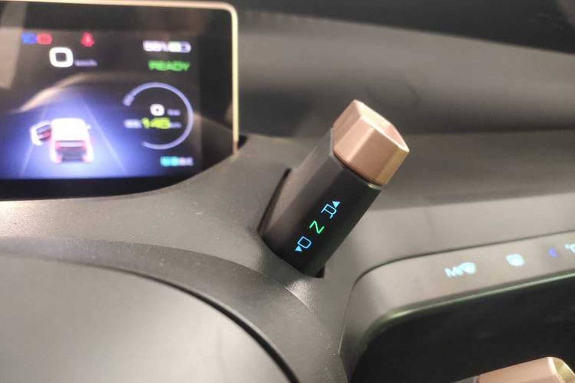 Used Baojun E200 2019 250KM Smart Drive Edition Gear Lever