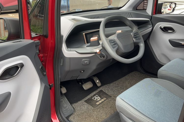 Used Baojun E200 2019 250KM Smart Drive Edition Interior 2