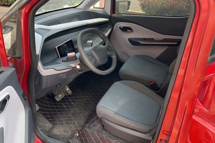 Used Baojun E200 2019 250KM Smart Drive Edition Interior 2