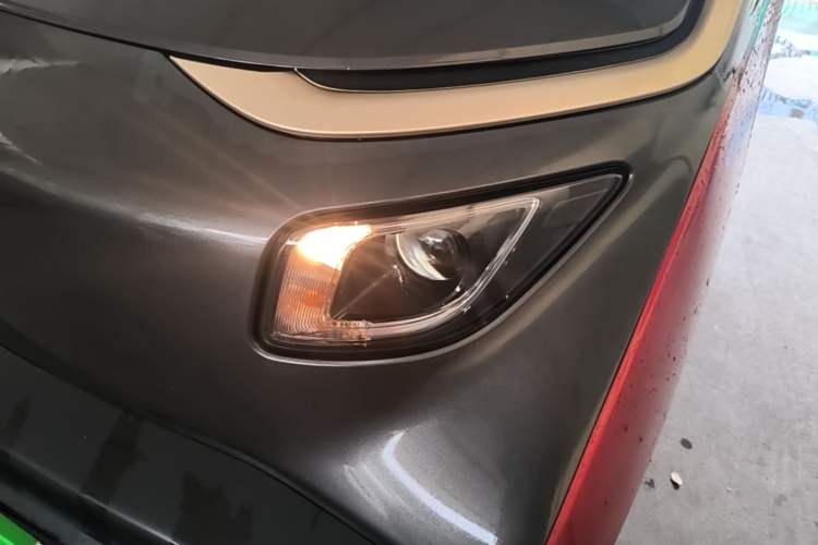 Used Baojun E200 2019 250KM Smart Enjoyment Version Left Front Headlight