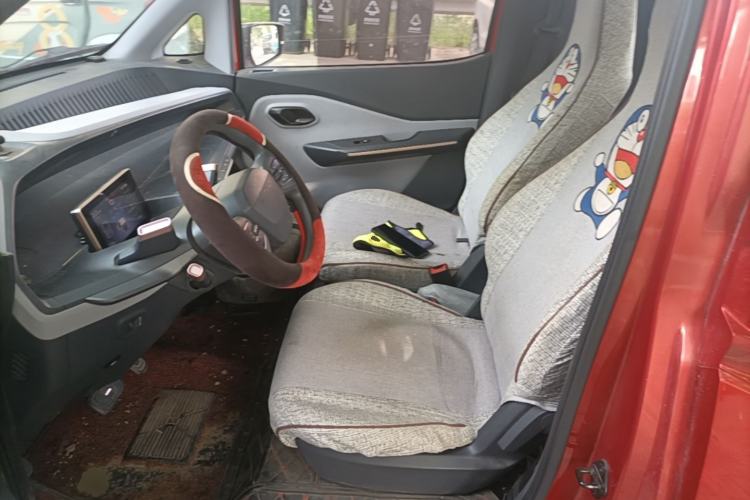 Used Baojun E200 2019 250KM Smart Drive Edition Left Front Seat