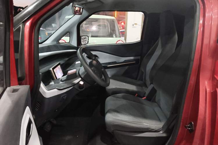Used Baojun E200 2019 250KM Smart Drive Edition Left Front Seat