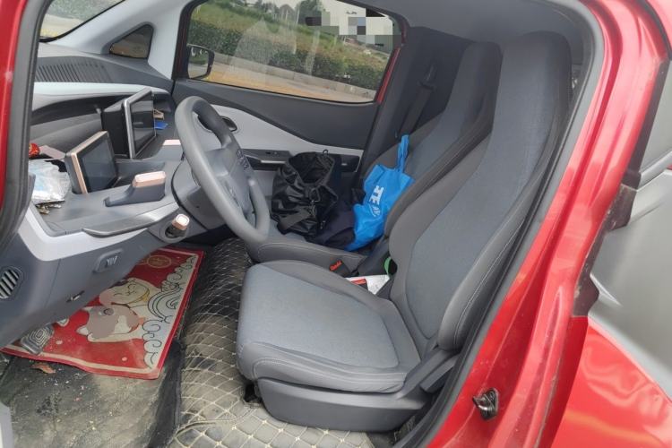 Used Baojun E200 2019 250KM Smart Drive Edition Left Front Seat
