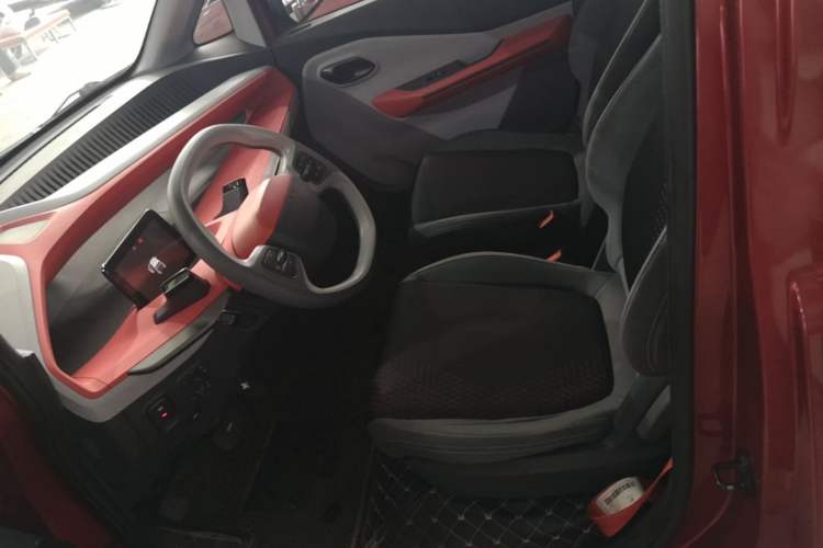 Used Baojun E200 2019 250KM Smart Enjoyment Version Left Front Seat