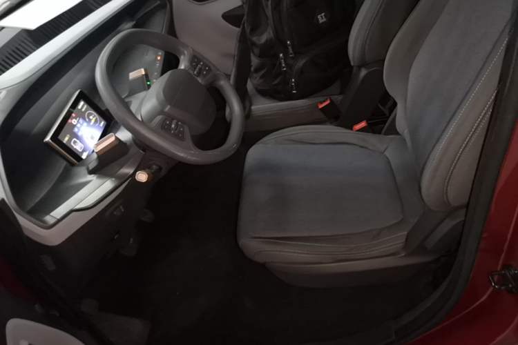 Used Baojun E200 2019 250KM Smart Drive Edition Left Front Seat
