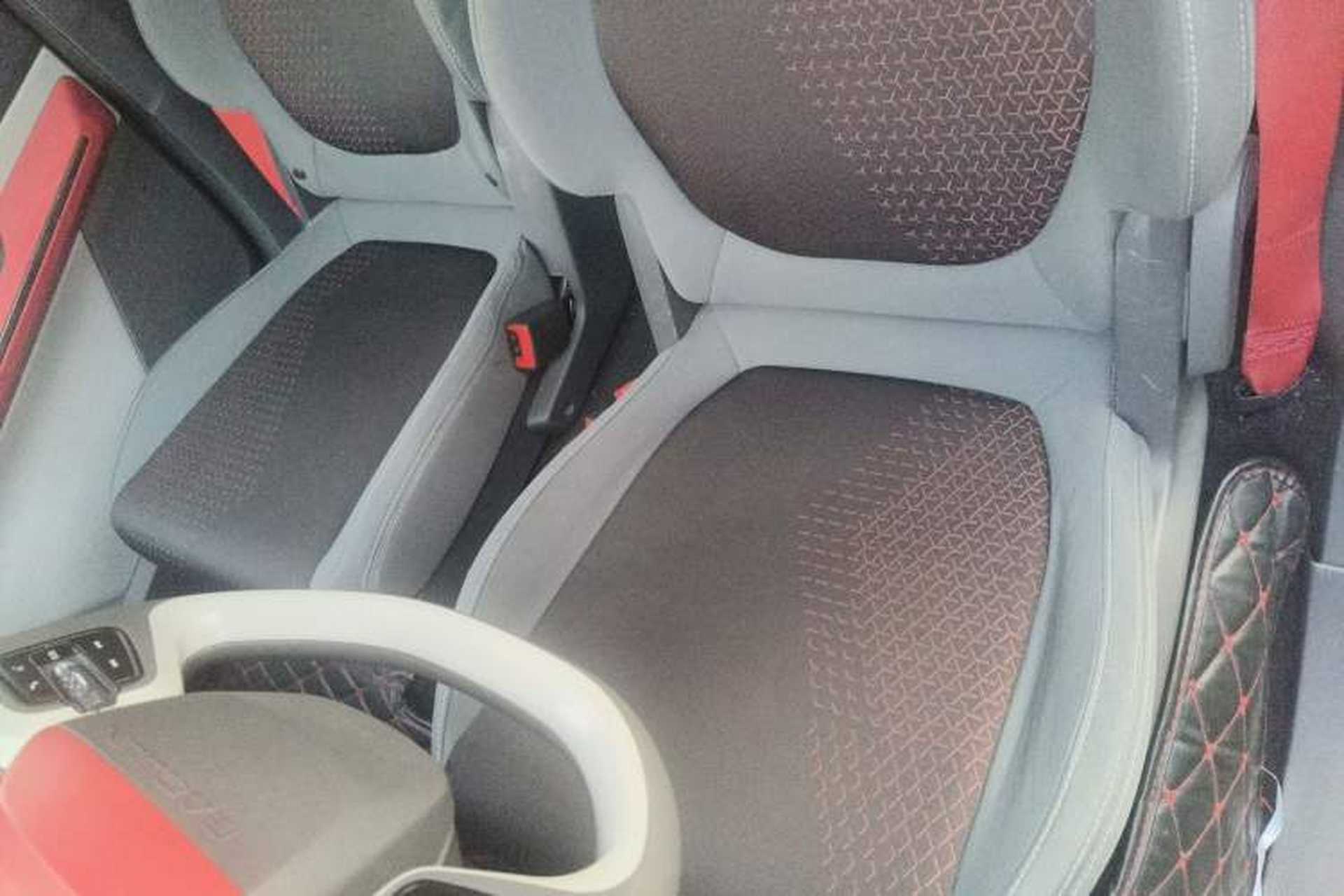 Used Baojun E200 2019 250KM Smart Enjoyment Version Left Rear Seat