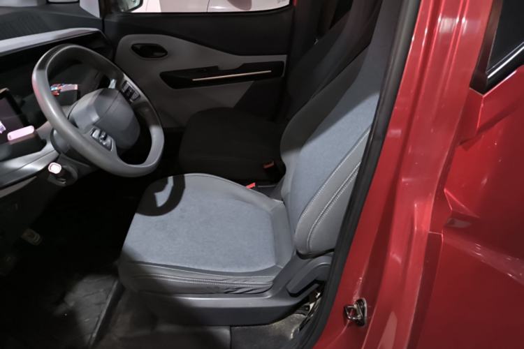Used Baojun E200 2019 250KM Smart Drive Edition Left Rear Seat