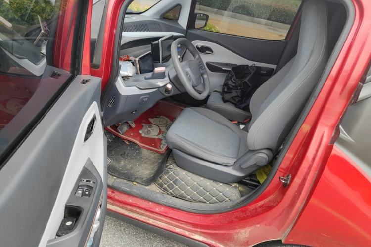 Used Baojun E200 2019 250KM Smart Drive Edition Left Rear Seat