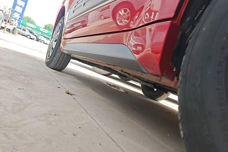 Used Baojun E200 2019 250KM Smart Drive Edition Left Side Sill