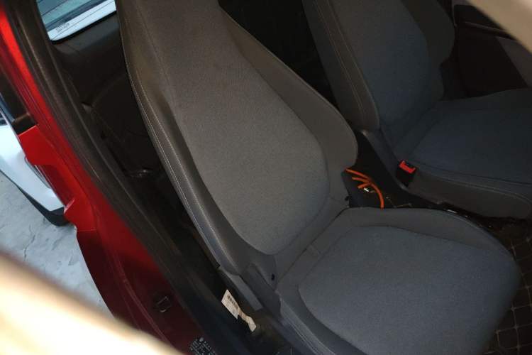 Used Baojun E200 2019 250KM Smart Drive Edition Right Front Seat