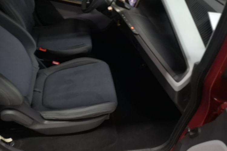 Used Baojun E200 2019 250KM Smart Drive Edition Right Front Seat