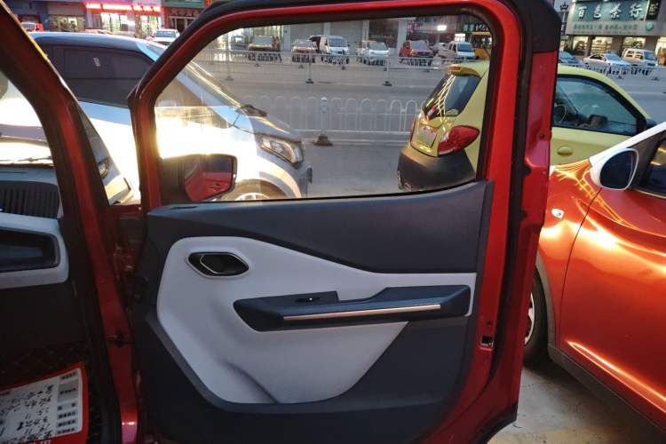 Used Baojun E200 2019 250KM Smart Drive Edition Right Rear Door Interior