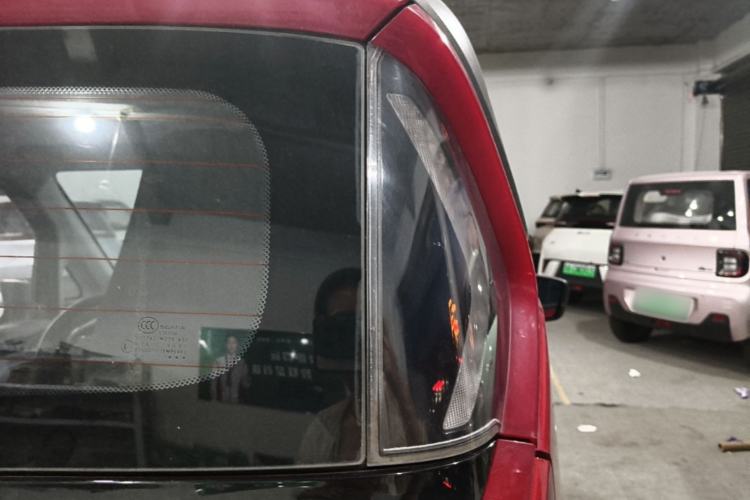 Used Baojun E200 2019 250KM Smart Drive Edition Right Rear Taillight