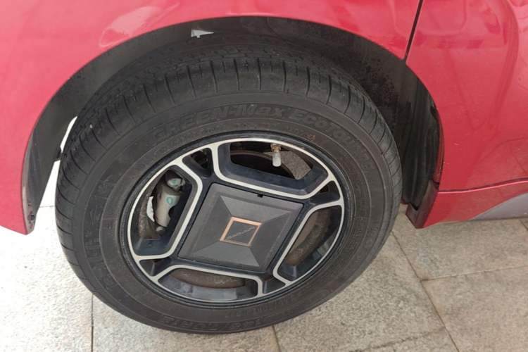 Used Baojun E200 2019 250KM Smart Enjoyment Version Right Rear Wheel Hub