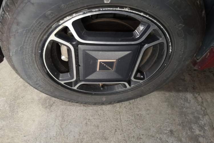 Used Baojun E200 2019 250KM Smart Enjoyment Version Right Rear Wheel Hub