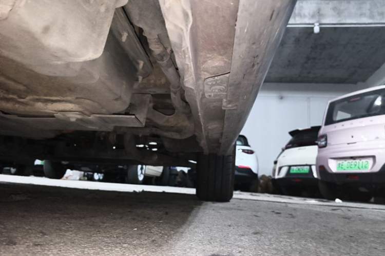 Used Baojun E200 2019 250KM Smart Drive Edition Right Side Sill
