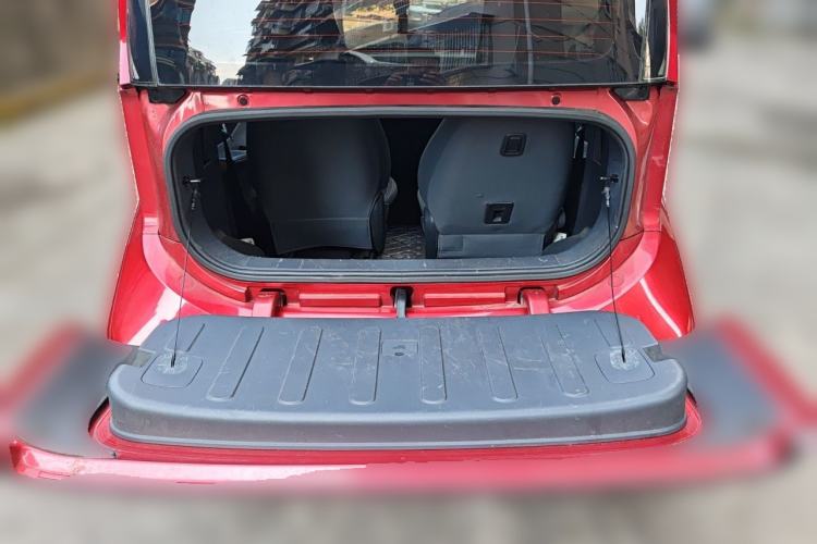 Used Baojun E200 2019 250KM Smart Drive Edition Trunk