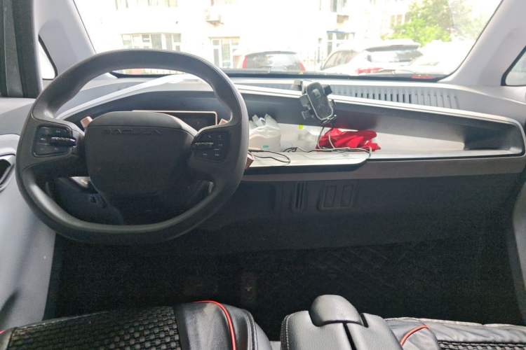Used Baojun E200 2019 250KM Smart Drive Edition Center Console