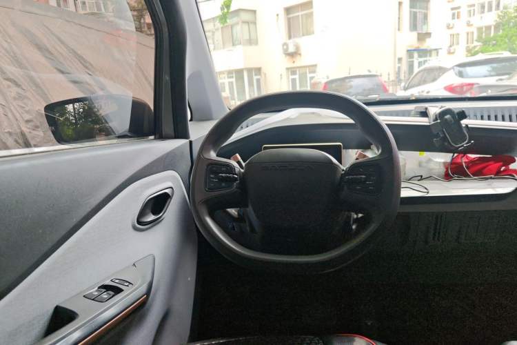 Used Baojun E200 2019 250KM Smart Drive Edition Steering Wheel