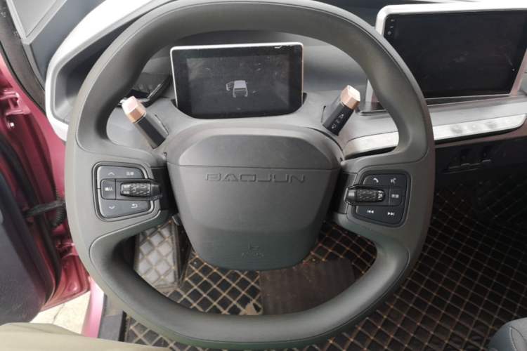 Used Baojun E200 2019 250KM Smart Drive Edition Steering Wheel