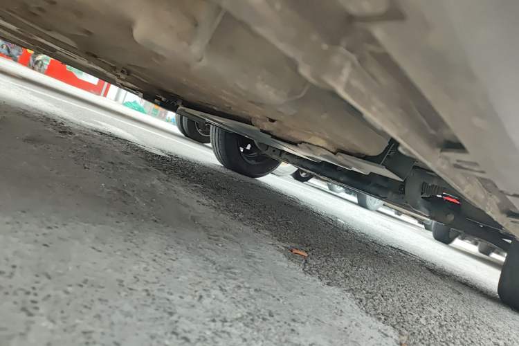 Used Baojun E200 2019 250KM Smart Drive Edition Chassis Rear Right