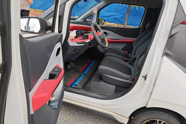 Used Baojun E200 2019 250KM Smart Enjoyment Version Driver Seat