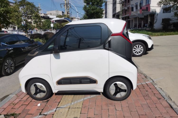 Used Baojun E200 2019 250KM Smart Drive Edition Exterior 5