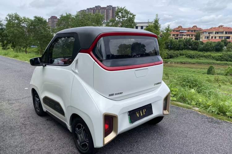 Used Baojun E200 2019 250KM Smart Enjoyment Version Exterior 6