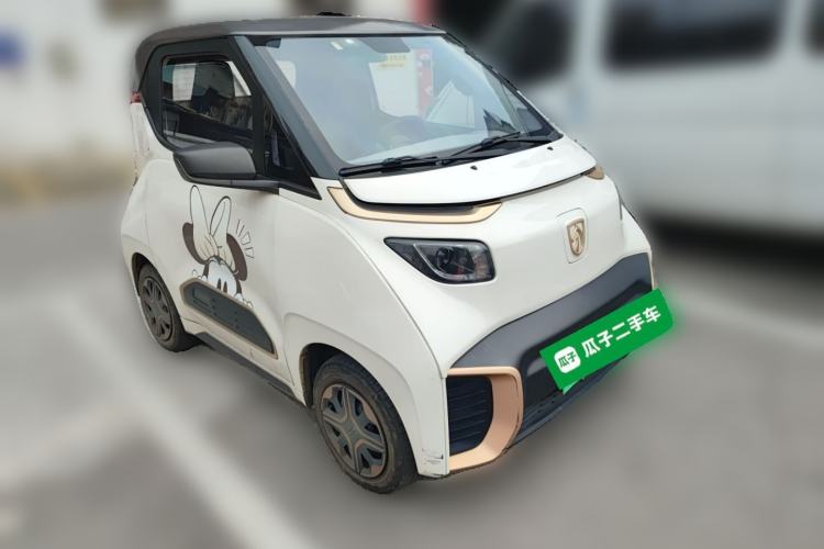 Used Baojun E200 2019 250KM Smart Drive Edition Front Right 45 Deg