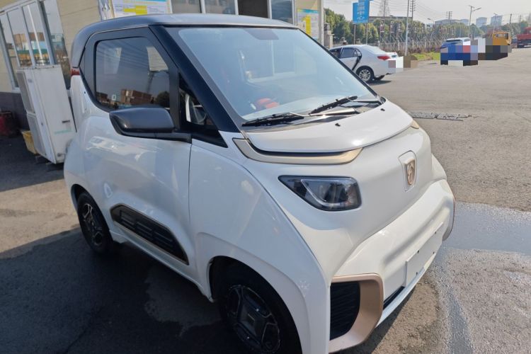 Used Baojun E200 2019 250KM Smart Enjoyment Version Front Right 45 Deg