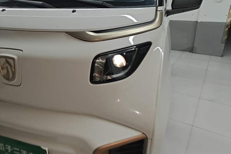 Used Baojun E200 2019 250KM Smart Drive Edition Left Front Headlight