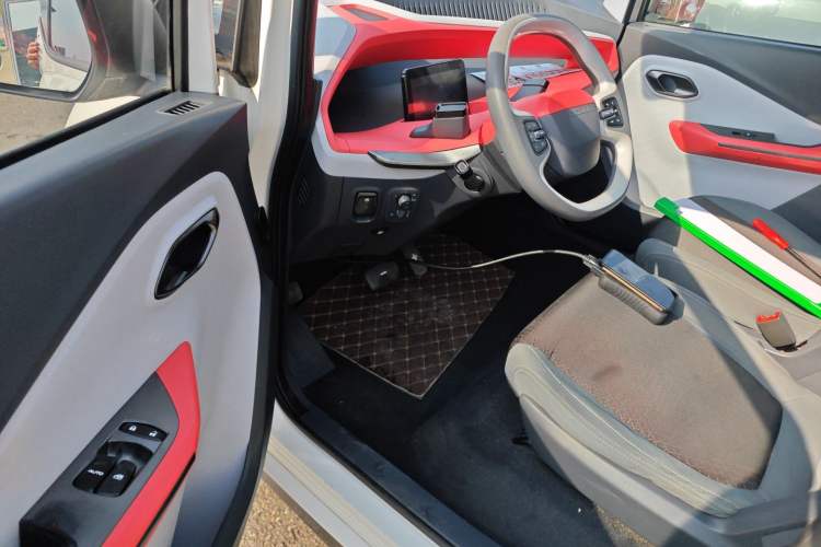 Used Baojun E200 2019 250KM Smart Enjoyment Version Left Front Seat