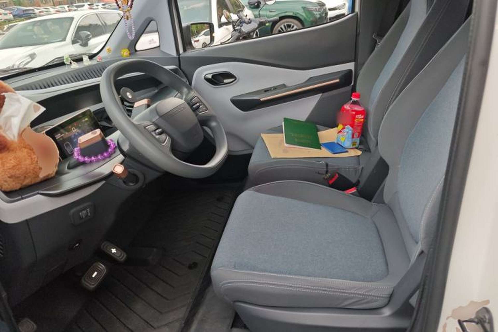 Used Baojun E200 2019 250KM Smart Drive Edition Left Front Seat