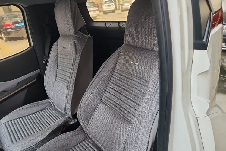 Used Baojun E200 2019 250KM Smart Drive Edition Left Rear Seat
