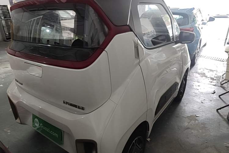 Used Baojun E200 2019 250KM Smart Enjoyment Version Rear Right 45 Deg