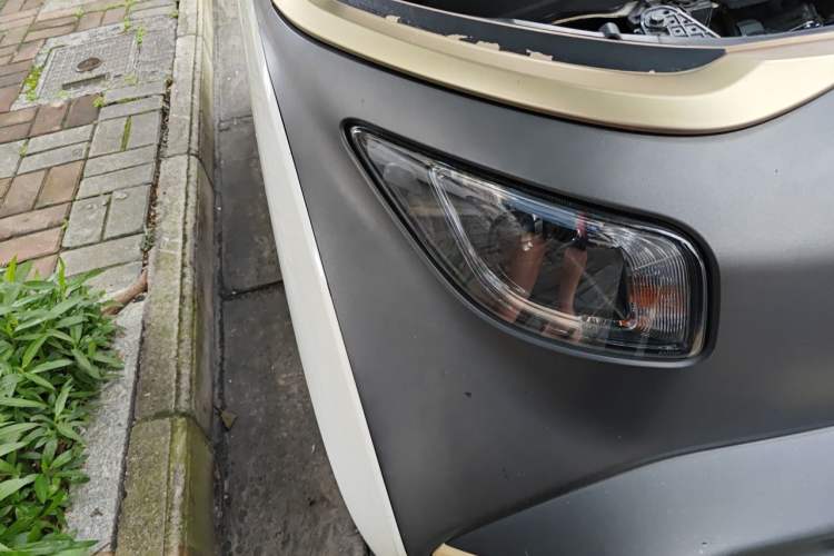 Used Baojun E200 2019 250KM Smart Drive Edition Right Front Headlight