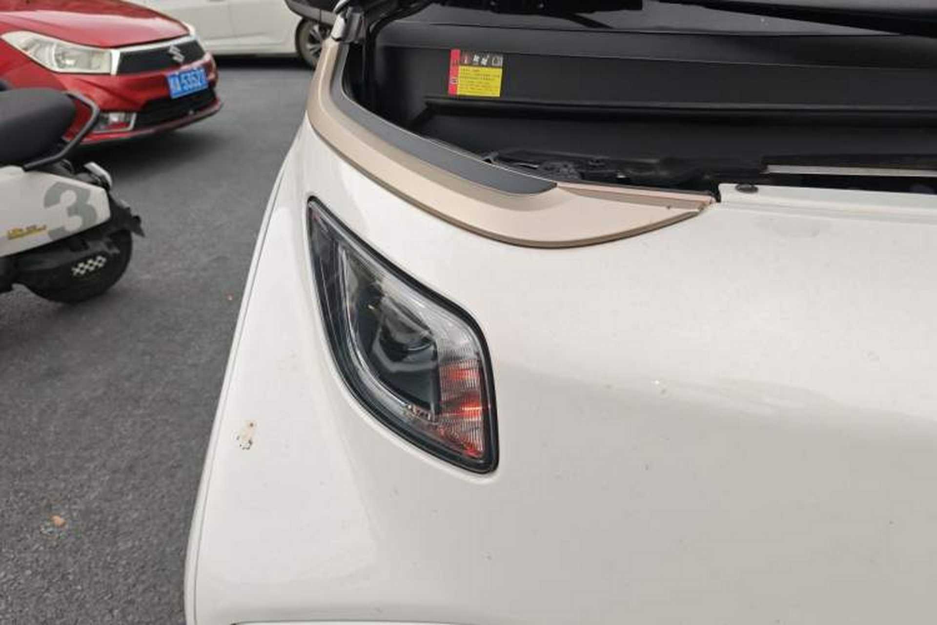 Used Baojun E200 2019 250KM Smart Drive Edition Right Front Headlight