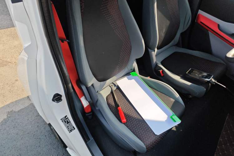 Used Baojun E200 2019 250KM Smart Enjoyment Version Right Front Seat