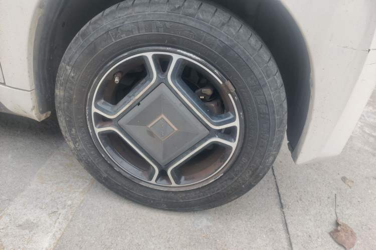 Used Baojun E200 2019 250KM Smart Enjoyment Version Right Front Wheel Hub