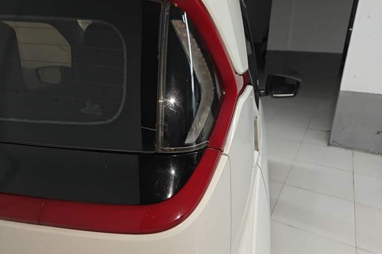 Used Baojun E200 2019 250KM Smart Drive Edition Right Rear Taillight