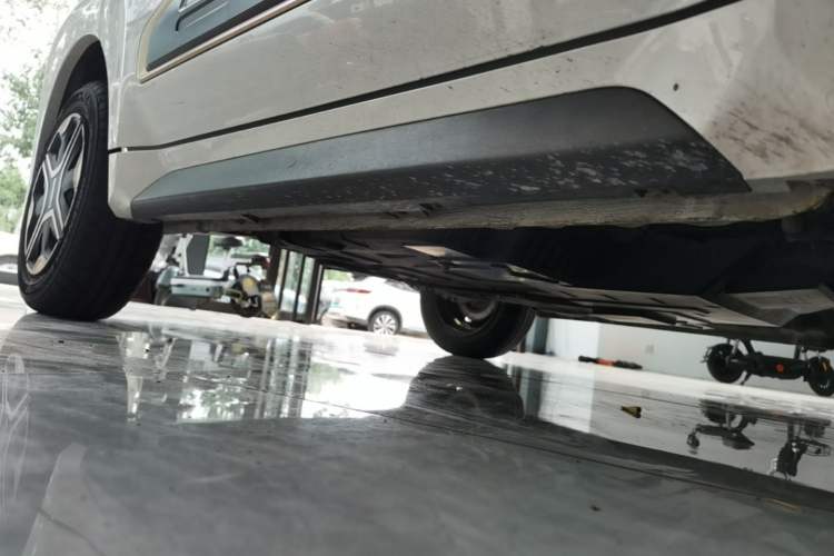 Used Baojun E200 2019 250KM Smart Drive Edition Right Side Sill