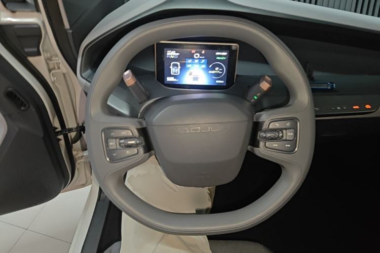 Used Baojun E200 2019 250KM Smart Drive Edition Steering Wheel
