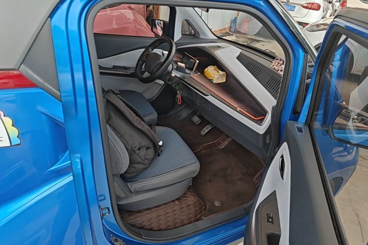 Used Baojun E200 2020 305KM Smart Drive Version Right Front Seat