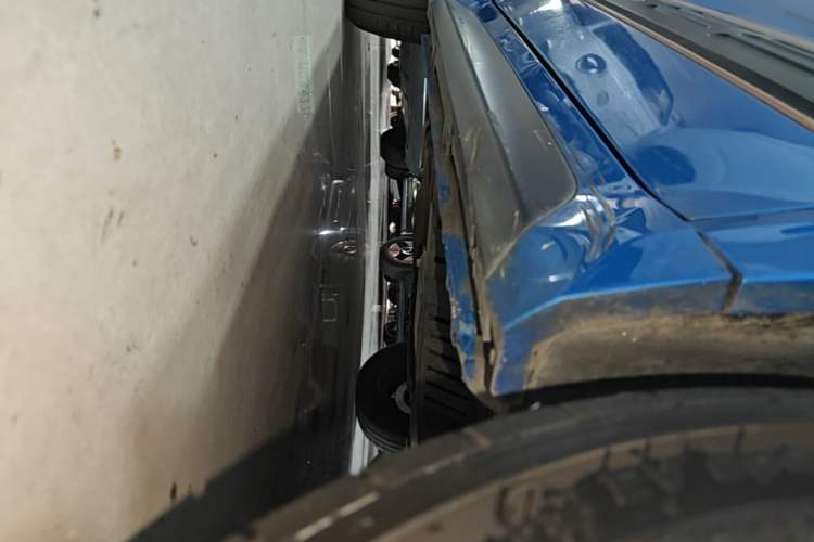 Used Baojun E200 2020 305KM Smart Drive Version Right Side Sill