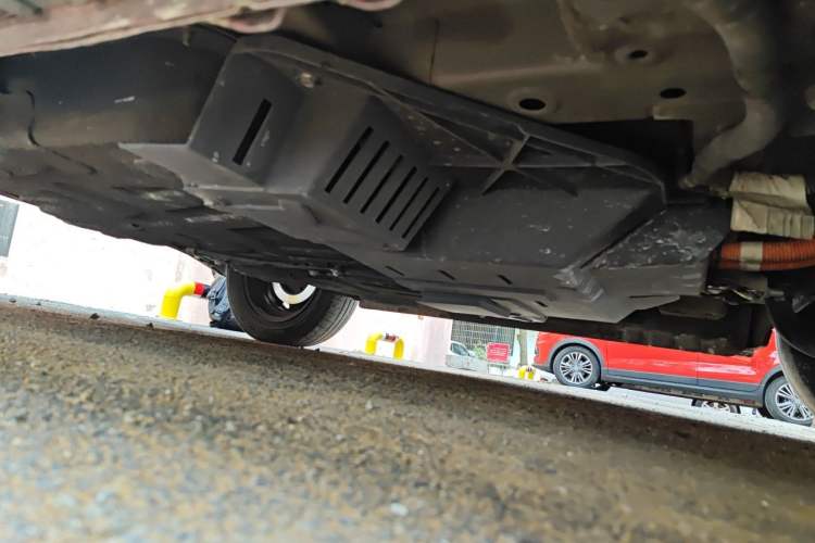 Used Baojun E200 2020 305KM Smart Drive Version Chassis Front Right