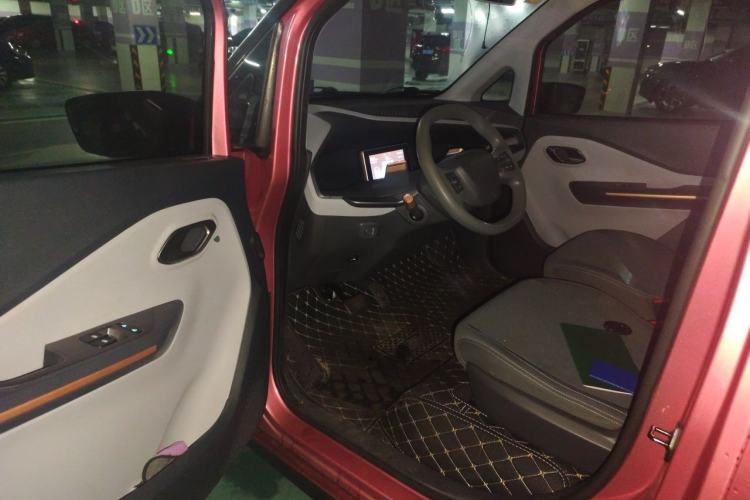 Used Baojun E200 2020 305KM Smart Drive Version Driver Seat