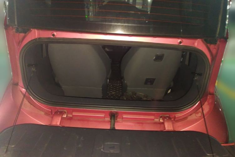 Used Baojun E200 2020 305KM Smart Drive Version Trunk