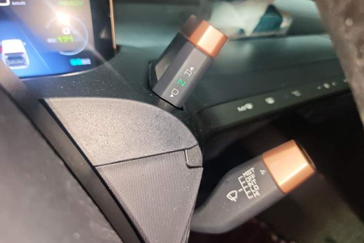 Used Baojun E200 2020 305KM Smart Drive Version Gear Lever
