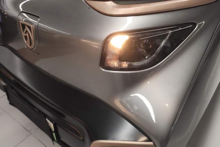 Used Baojun E200 2020 305KM Smart Drive Version Left Front Headlight