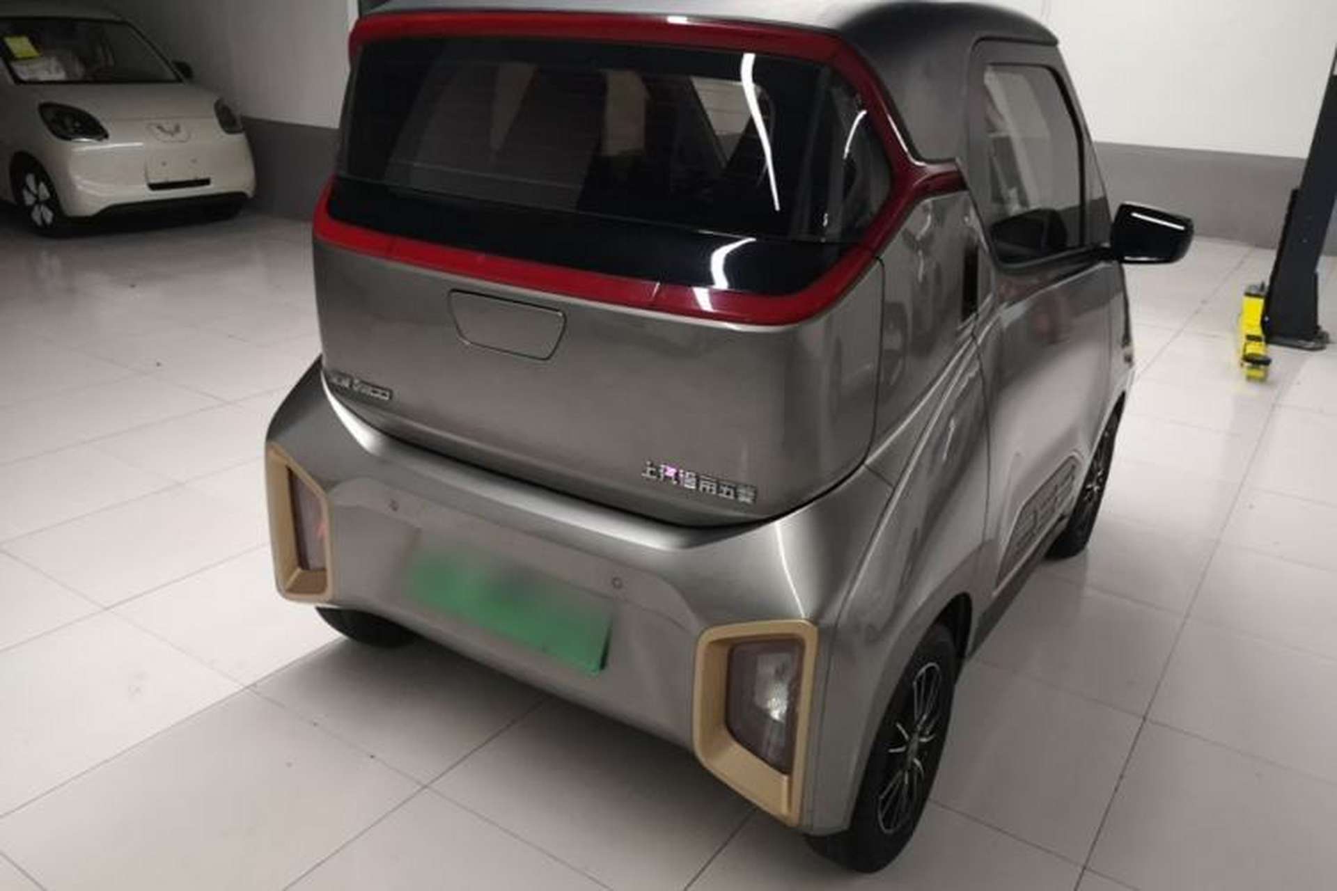 Used Baojun E200 2020 305KM Smart Drive Version Rear Right 45 Deg